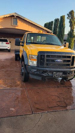 2008 Ford F550 Superduty 4x4 Dually Chassis Cab- 60K Miles