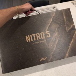 Acer Nitro 5 Gaming Laptop 