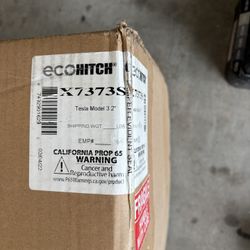 EcoHitch Stealth 2017-23 Tesla model 3