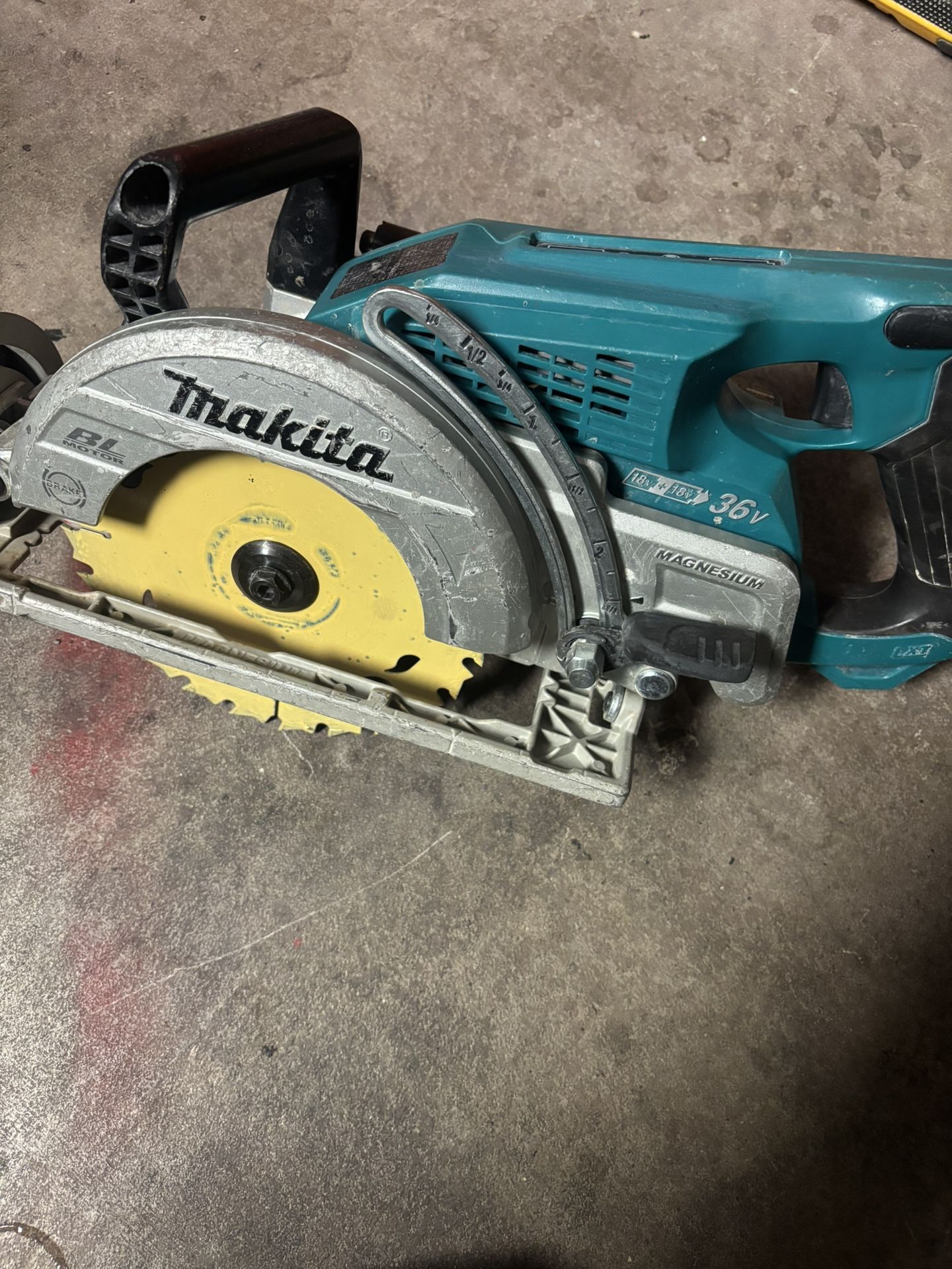 Makita Saw