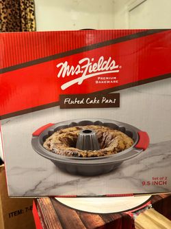 Mrs. Fields premium bakeware