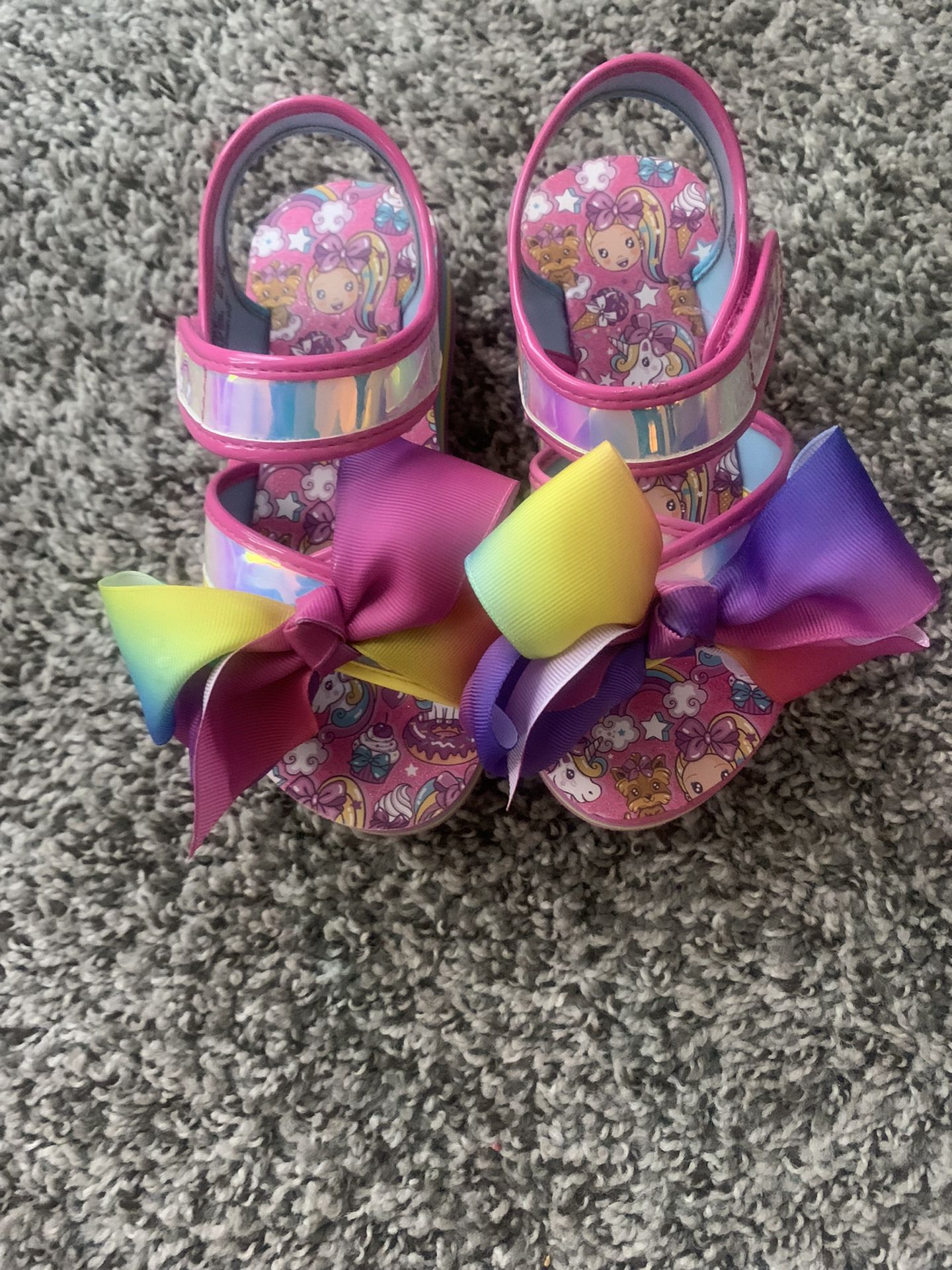 Jojo siwa flip business flops