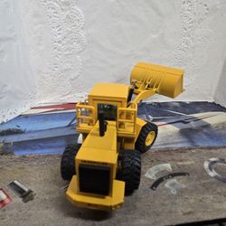 Caterpillar 966D Front Loader