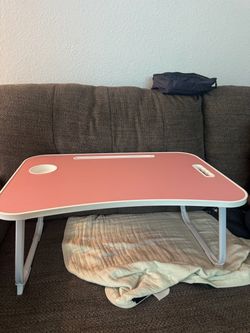 Foldable table