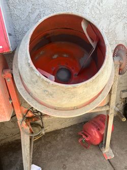 Concrete mixer