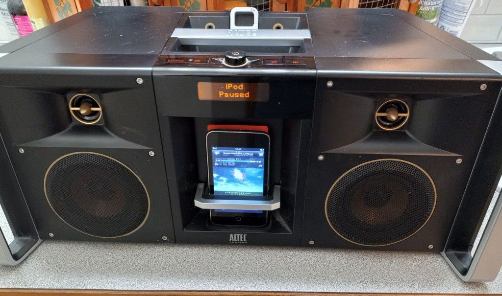 Altec Lansing Stereo Boombox
