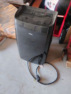 TCL 10,000 potable air condition like new works great