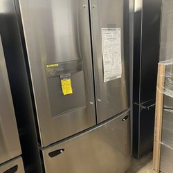 ❄️ NEW LG 29 Cu.Ft French Door Smart Refrigerator w External Water Dispenser - Stainless LRFWS2906S