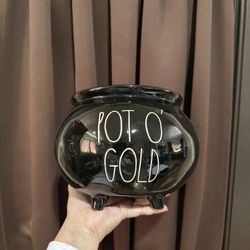 Ceramic Pot O’ Gold St. Patrick Decoration