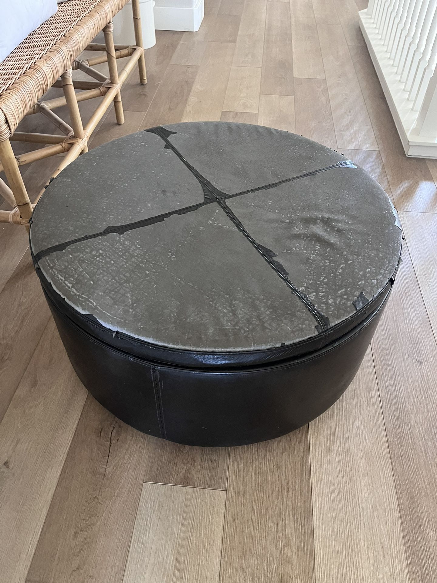 Free Ottoman