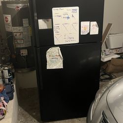 Refrigerator  For Sale 