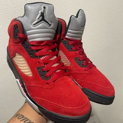 Jordan 5 raging bull