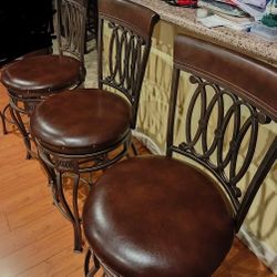 3 Bar Stools Chairs Barstools 27"