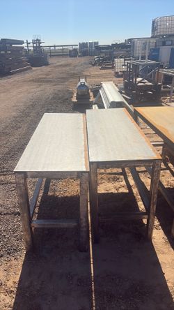 Welding table