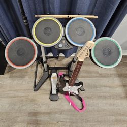 RockBand 4 Set for Xbox including Game CD