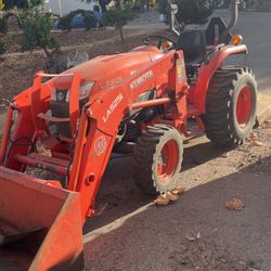 Tractor 