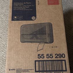 Brand new Toilet paper dispenser 10$ each