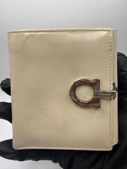 Authentic Ferragamo Gancini Wallet Beige Leather Italy Designer Bifold