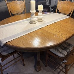 Solid Oak Table 4 Chairs