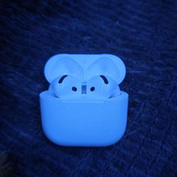 Airpods 4