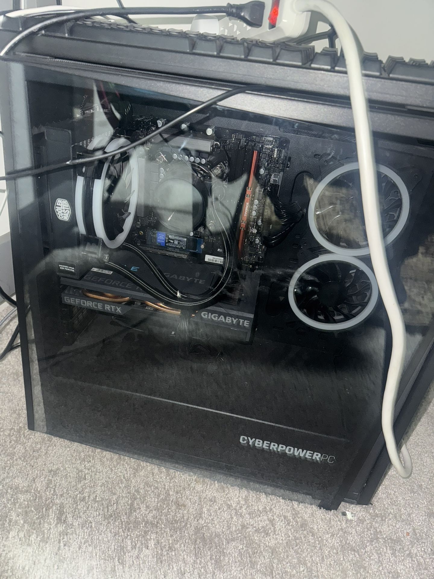 cyber power with with free keyboard and mouse