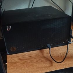 HP M01-F1xxx Desktop (Monitor Not Included)