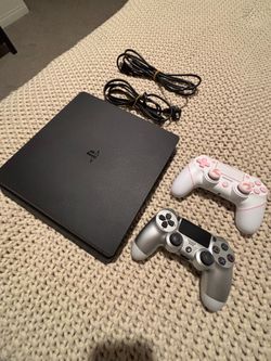 Playstation 4 Slim-1TB