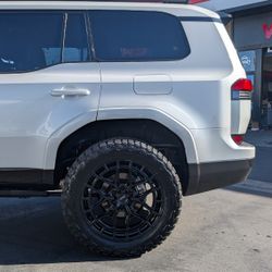 22" Vossen Wheels & 285/55R22 Toyo RT Trails