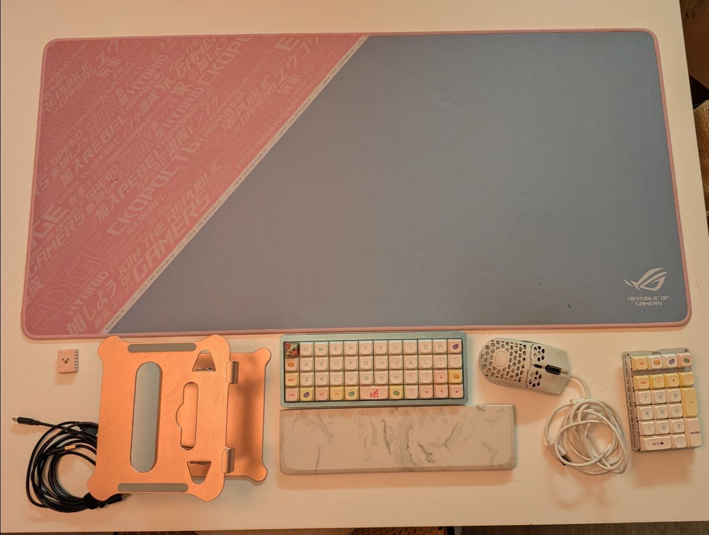 Gamer Girl Accessories Bundle For PC: Custom Cookie Themed Keyboard + Matching Macropad + Wrist Rest + Mouse + LE Mousepad