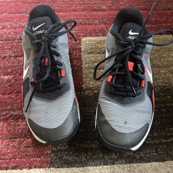 Men’s Nike AirMax Size 8