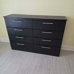 Cómoda Sin Espejo (8 Gavetas)