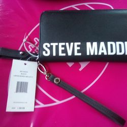Brand New "Steve Madden"Black Large Boxed Wallet 2,Pick Up.