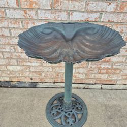 Birds  Feeder, Resin