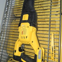 Dewalt 60 Volt Reciprocating Saw With Manual Tool Only