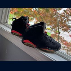 Jordan's Size 6 1/2 Womens
