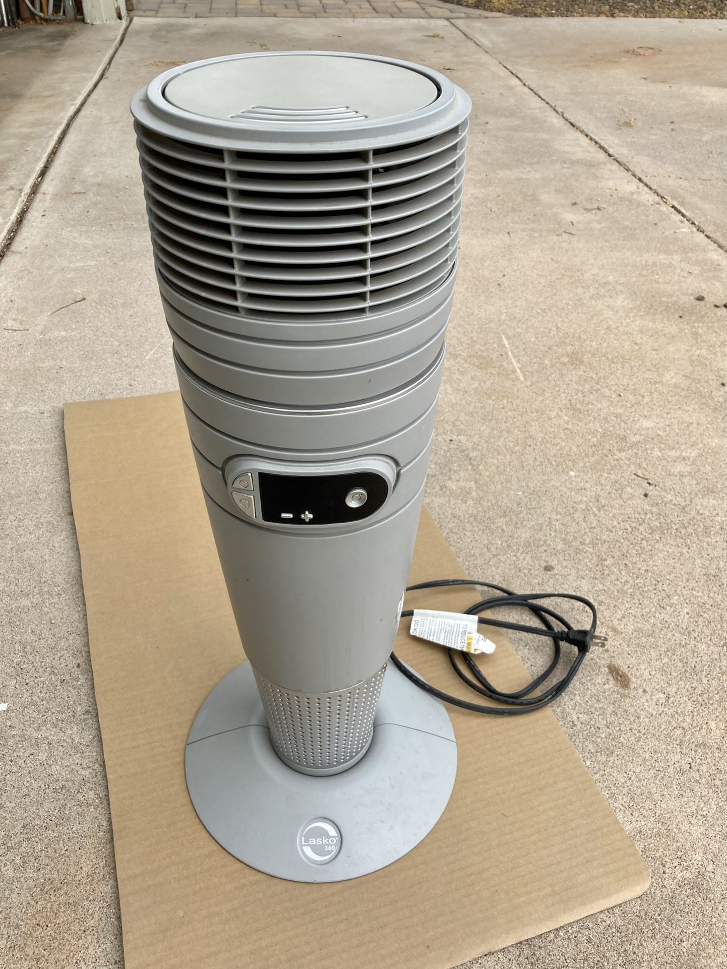 Lasko 360 Oscillating Ceramic Tower Heater