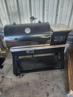 Recteq Pellet Grill Smoker