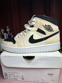 Nike Air Jordan 1 Mid Barley Orange ( Guava Ice)