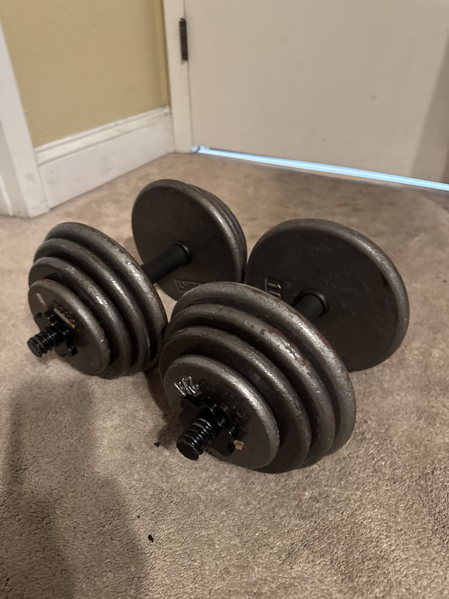 Adjustable Dumbbells - Total 105 Pounds