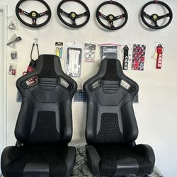 Universal Racing Seats