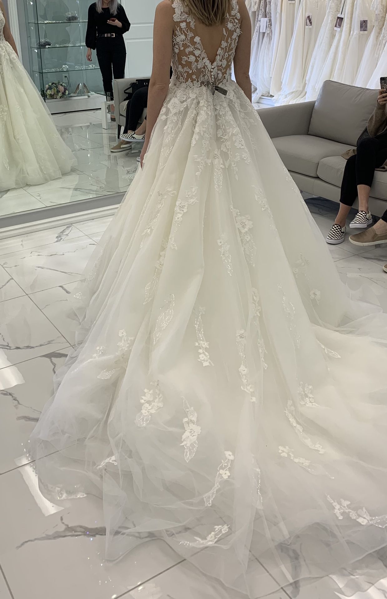 New. Wedding dress. Size 0. for Sale in Federal Way, WA - OfferUp