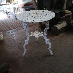 Plant Stand. Alum