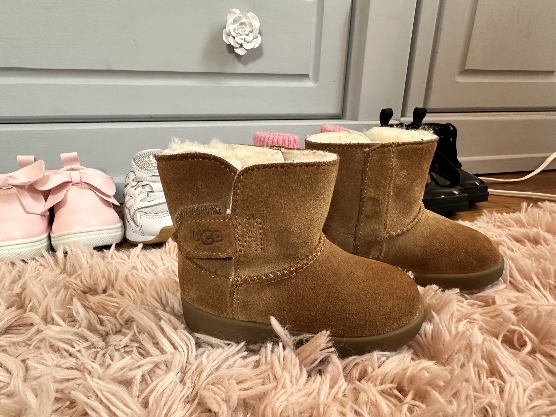 Size 4 baby girl shoes