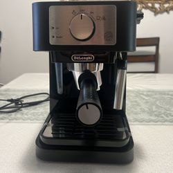 De’Longhi Manual Espresso Machine