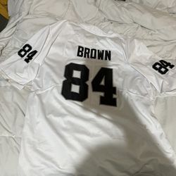 Tim Brown 84 Raider 