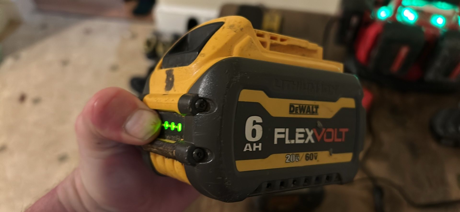 Dewalt Flex-volt 20v-60v 6ah