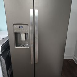 STAINLESS STEEL FRIDGE 