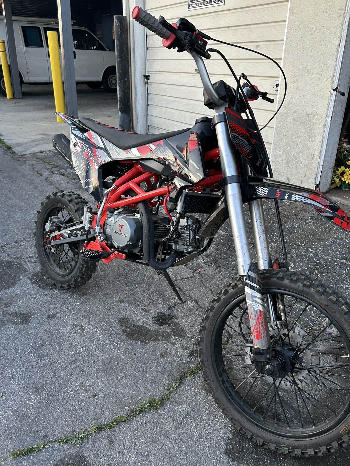 Tao Dirt Bike 