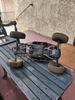 Axial Bomber