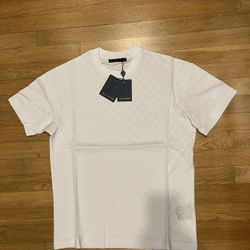 Louis Vuitton Marque T Shirt(Small)